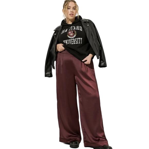 NWT TORRID Womens 6X (6) Sassafras Wide Leg Streaky Satin High Rise Pull On Pant - Picture 1 of 9